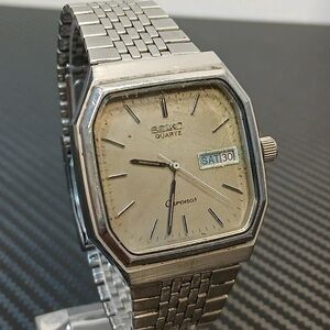 Seiko Silver Watch with Cream Dial